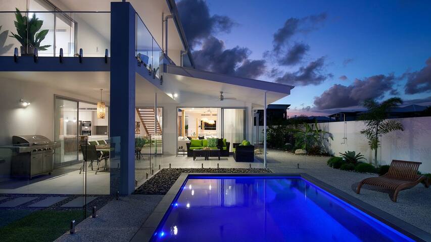 10 Belle Mare Avenue gallery image 2