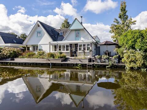 Beautiful holiday home with private terrace