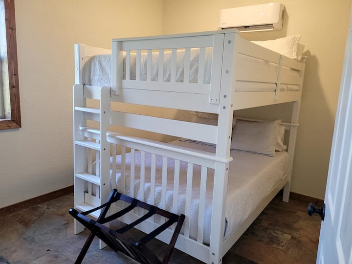 غرفة النوم 2