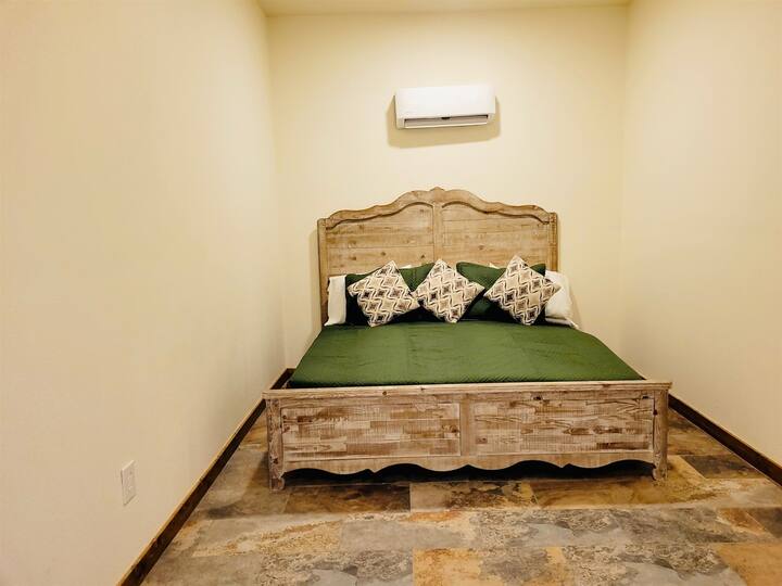 غرفة النوم 1