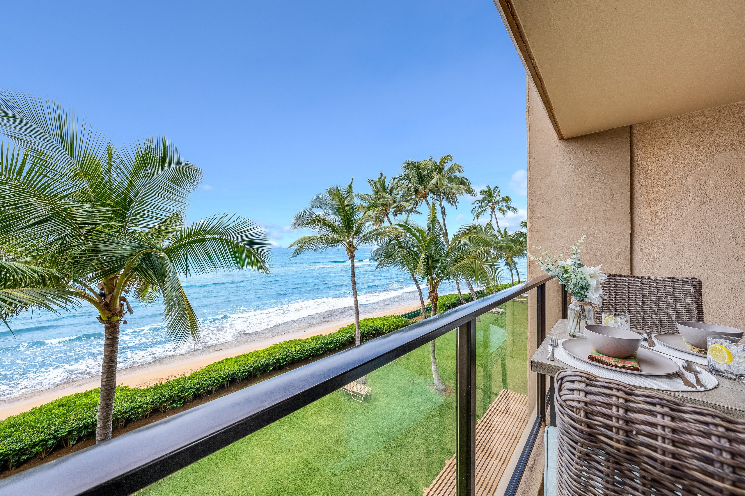 Condo in Lahaina · ★4.88 · 1 bedroom · 1 bed · 1 bath - Image 9