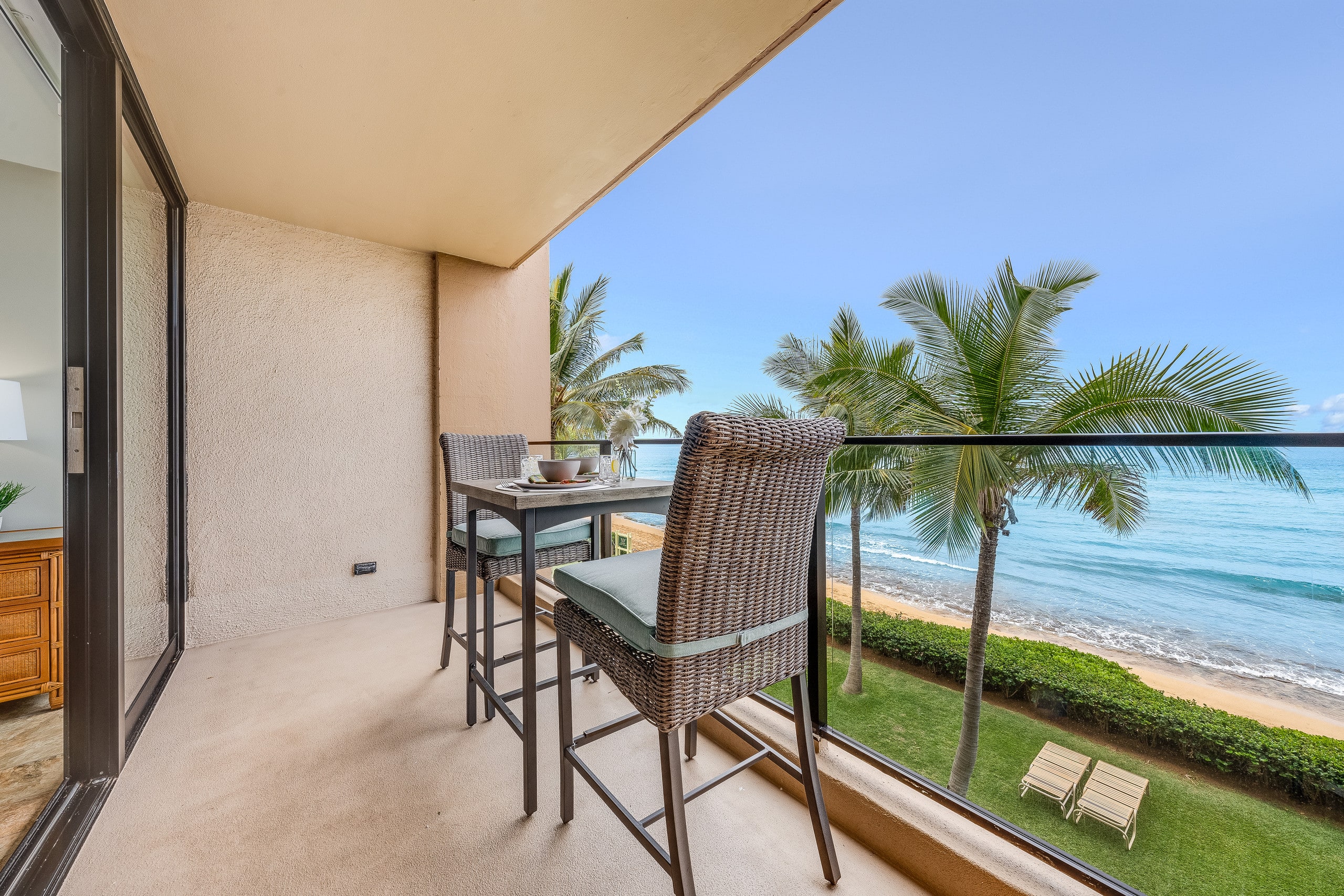 Condo in Lahaina · ★4.88 · 1 bedroom · 1 bed · 1 bath - Image 7