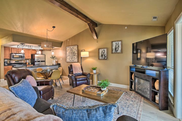 Branson Condo W/ Pool & Golf Course Views! - Branson, MO