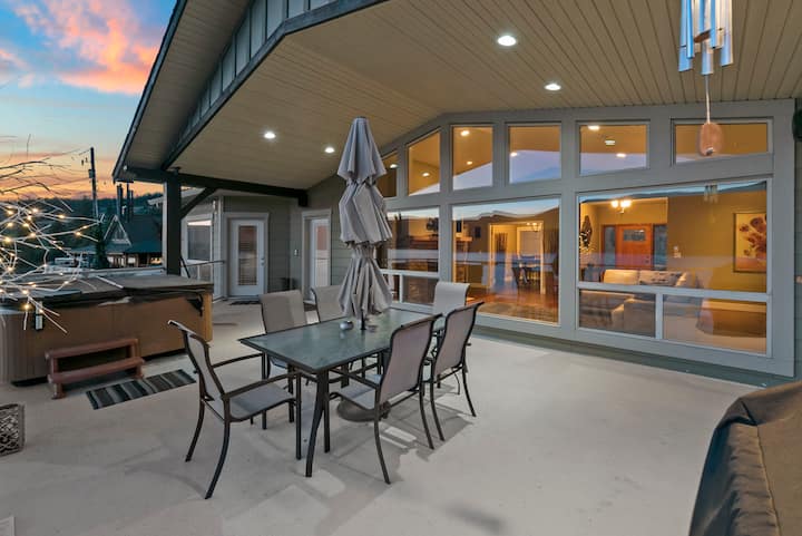 Summit View | Private Hot Tub & Lake Views