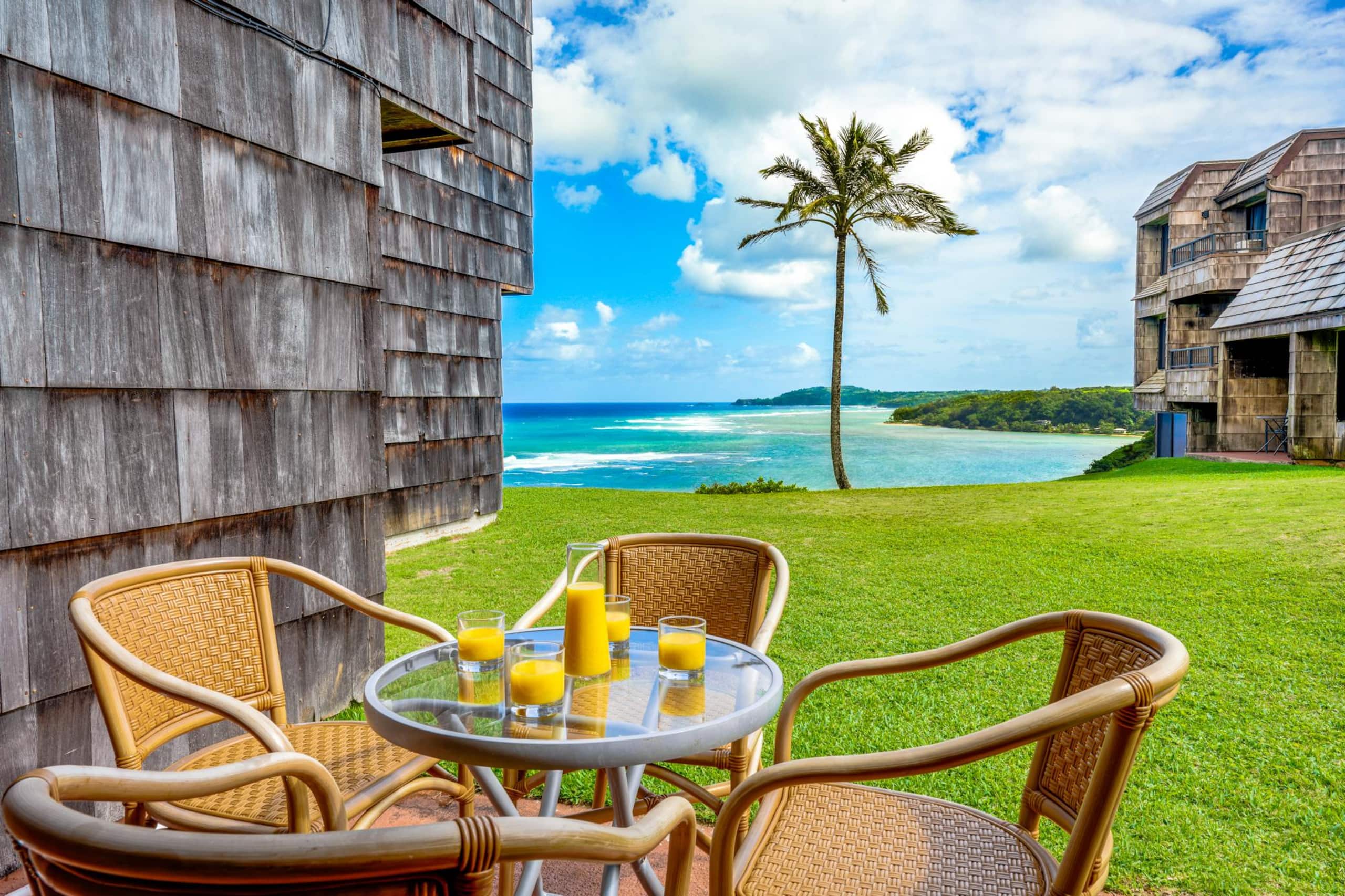 Condo in Princeville · ★4.9 · 2 bedrooms · 3 beds · 2 baths - Image 19