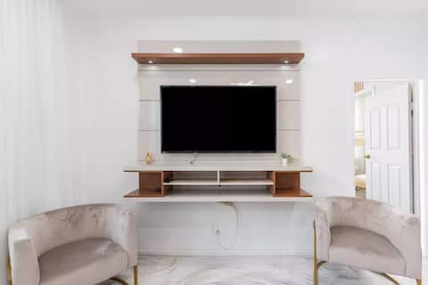 Luxury Living in the Heart of NY!
