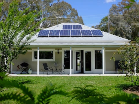 Jessie's Creek Cottage, Luxury King Valley
