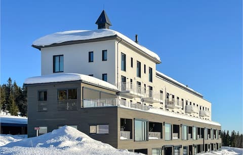 Cozy apartment in Lillehammer with WiFi