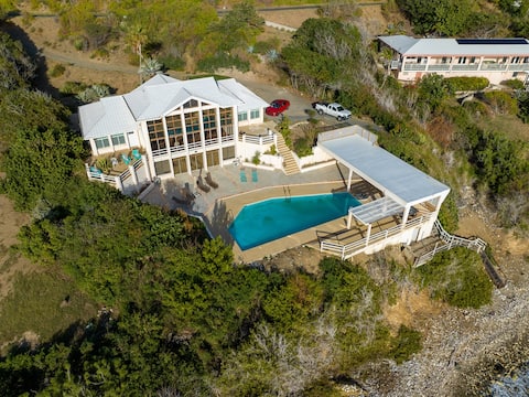 Sapala All - Oceanfront Villa with Private Pool