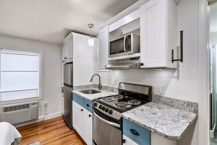 Drift Suite At The Hygge House - Newburyport, MA