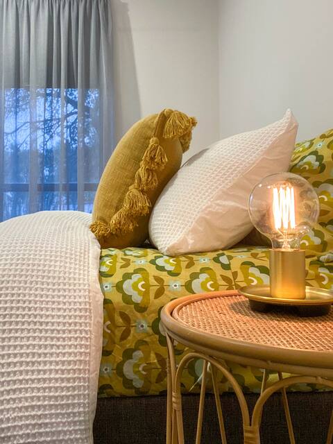 Tastefully Renovated, Peaceful Bendigo CBD stay.
