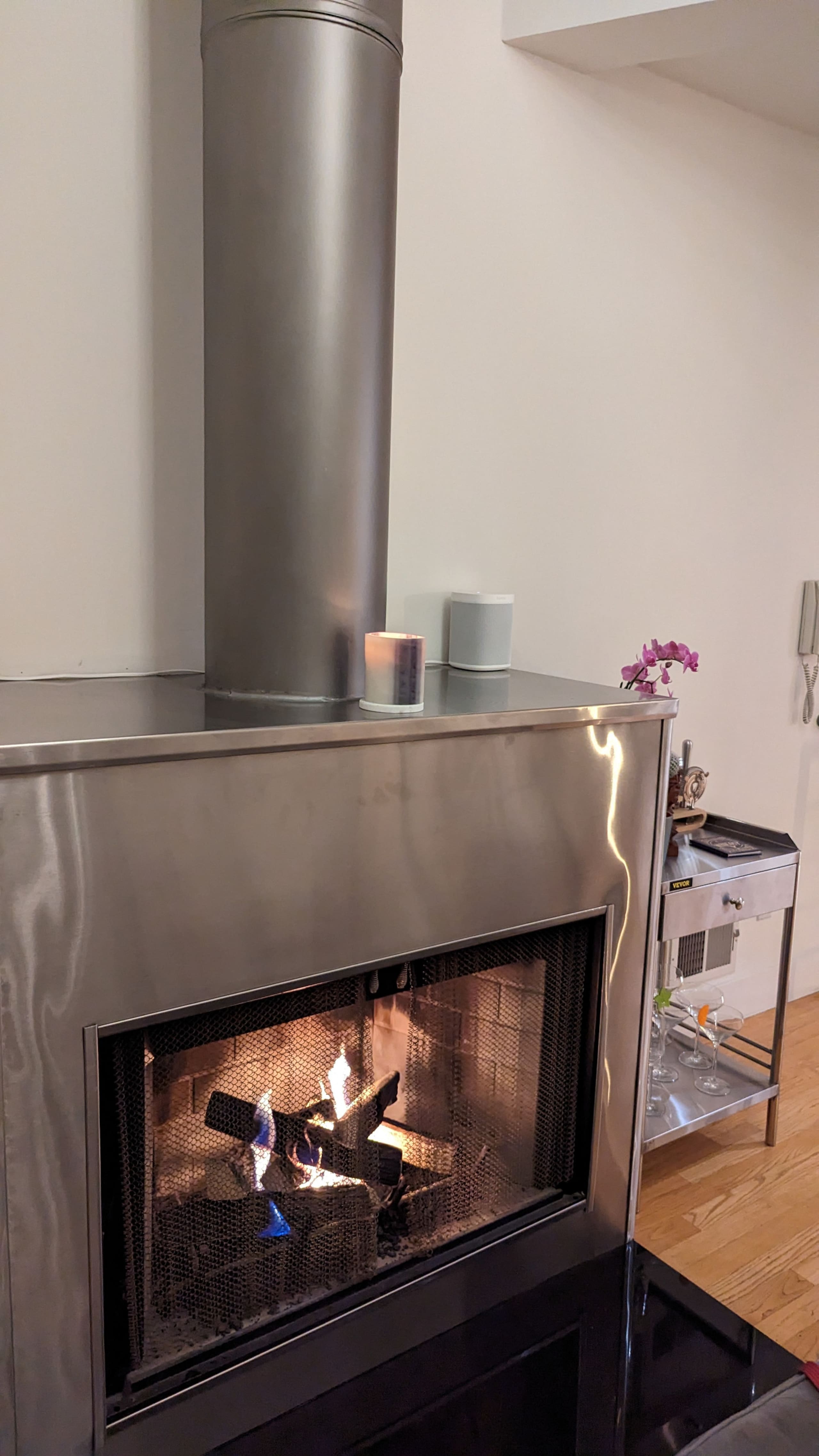 Condo in San Francisco · ★5.0 · 2 bedrooms · 2 beds · 1.5 baths - Image 18