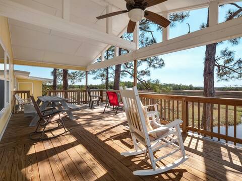 Waterfront house: dock, pet-friendly, 1m to Keaton