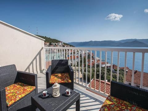 Apartment Sutalo-OneBedroom with Terrace&Sea View