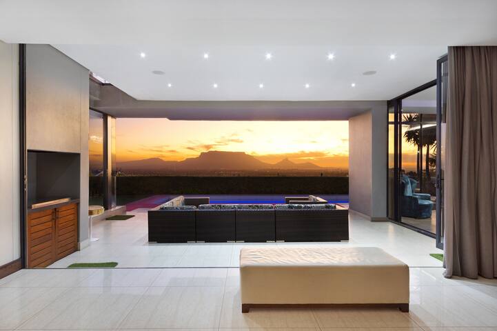 Baronetcy Kings Villa gallery image 2