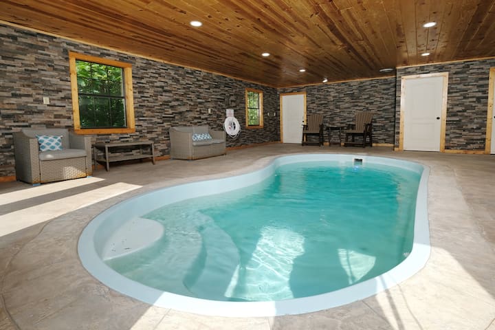 Auntie Belhams Cabin Rentals managed Airbnb listing 2