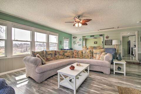 Pet-Friendly Lake Buchanan Retreat w/ Fire Pit!