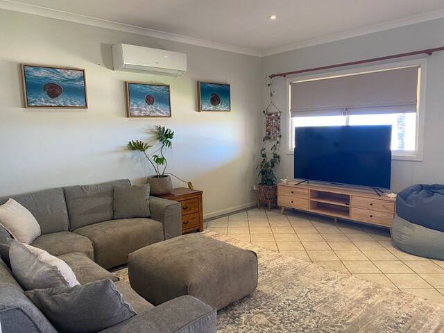 26 Tambor Drive – Pool and Pet Friendly gallery image 2