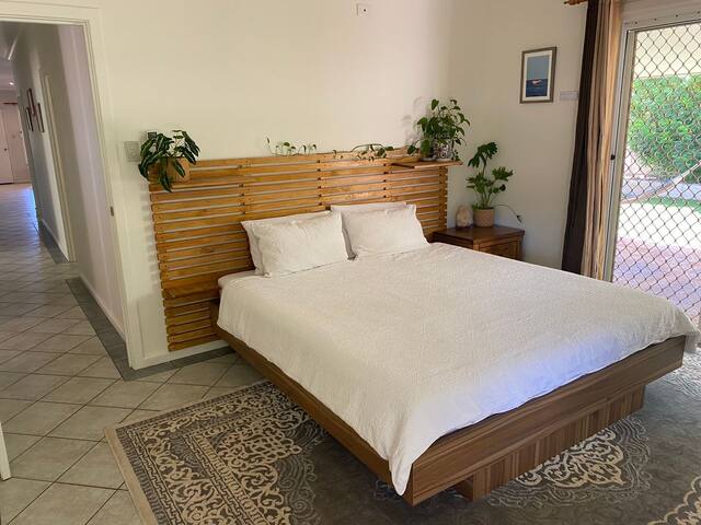 26 Tambor Drive – Pool and Pet Friendly gallery image 5