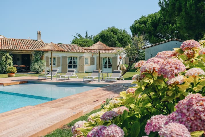 Travel Paradise Fr managed Airbnb listing 3
