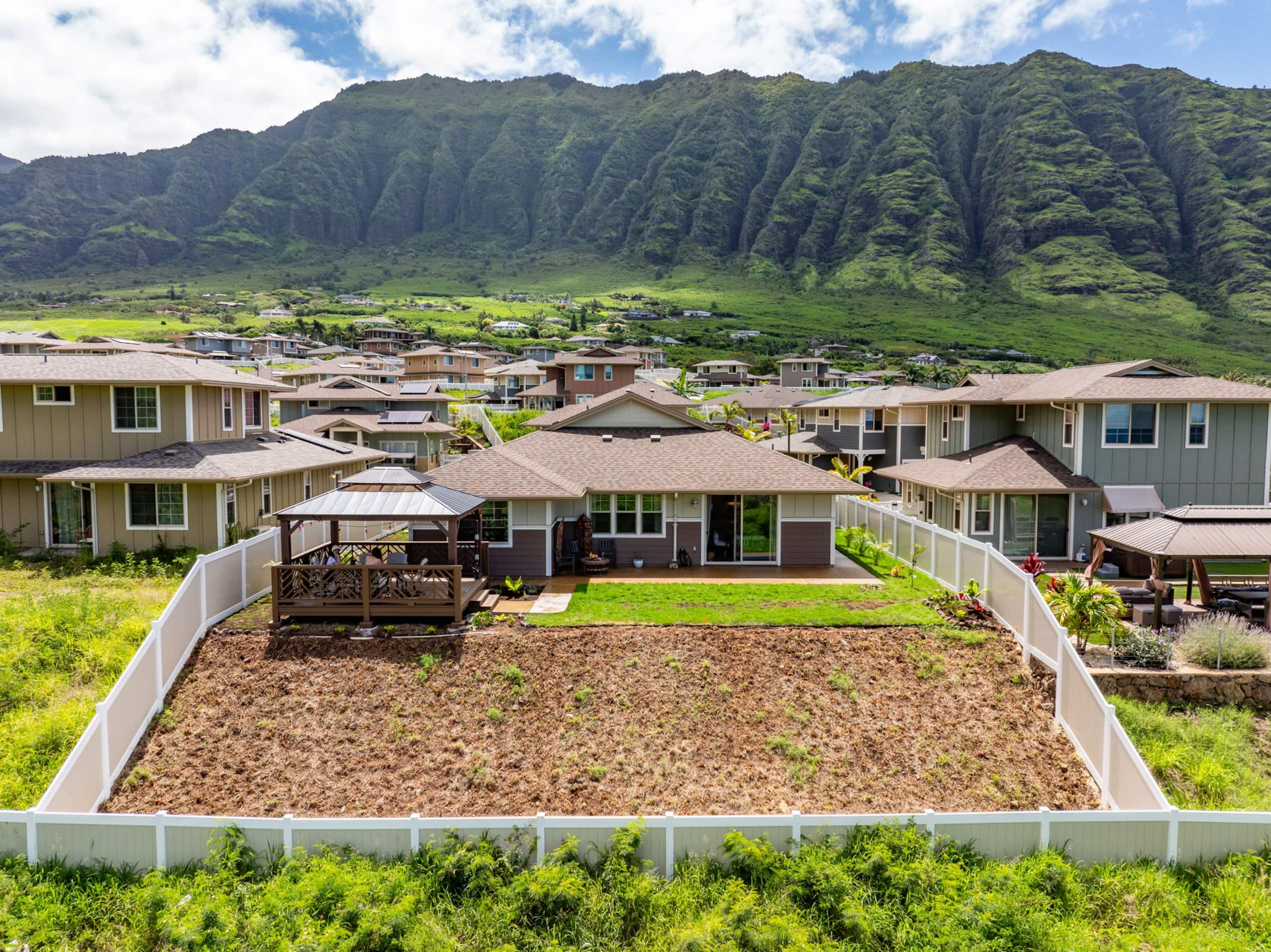 Home in Waianae · ★4.86 · 3 bedrooms · 5 beds · 2 private baths - Image 63