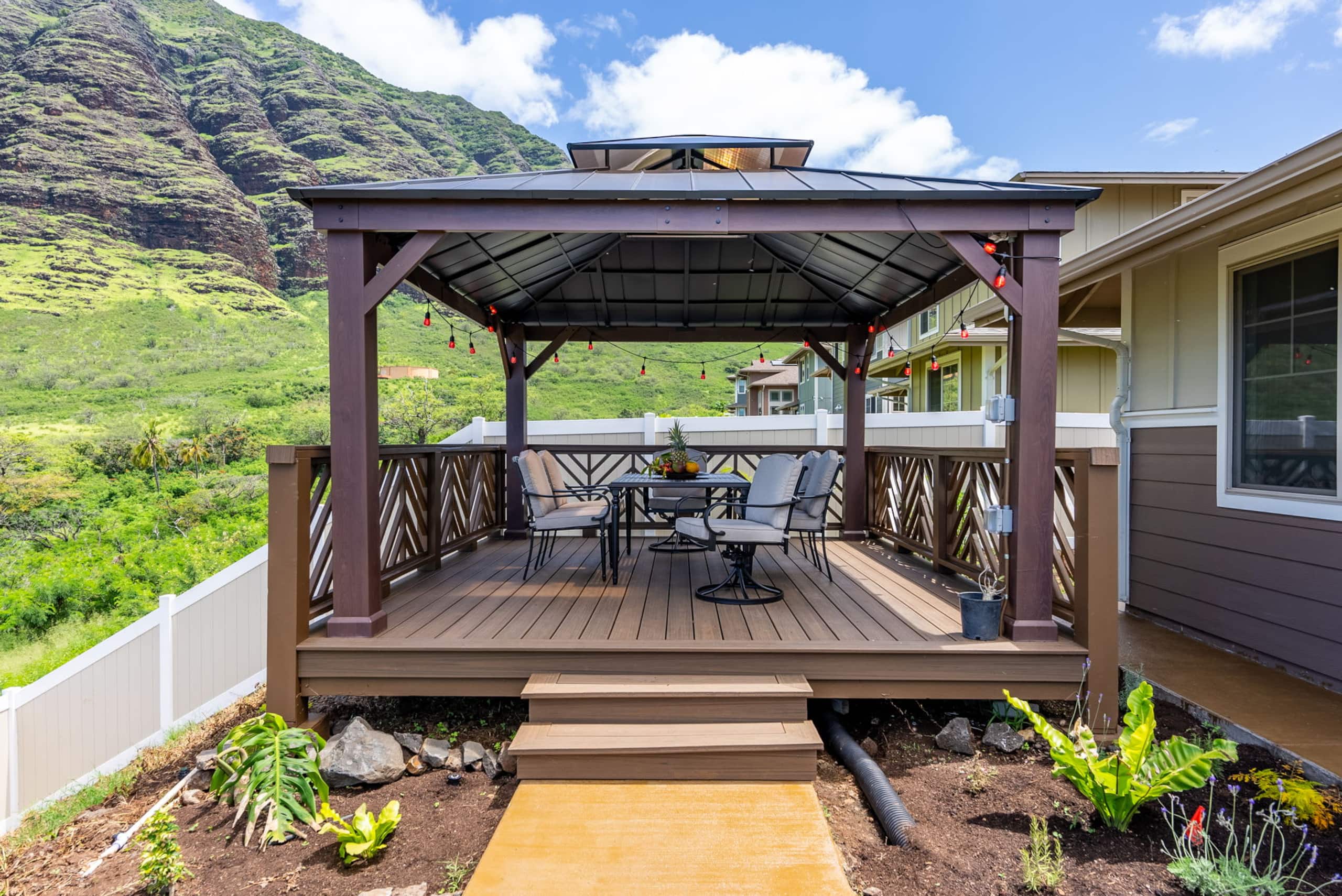 Home in Waianae · ★4.86 · 3 bedrooms · 5 beds · 2 private baths - Image 5