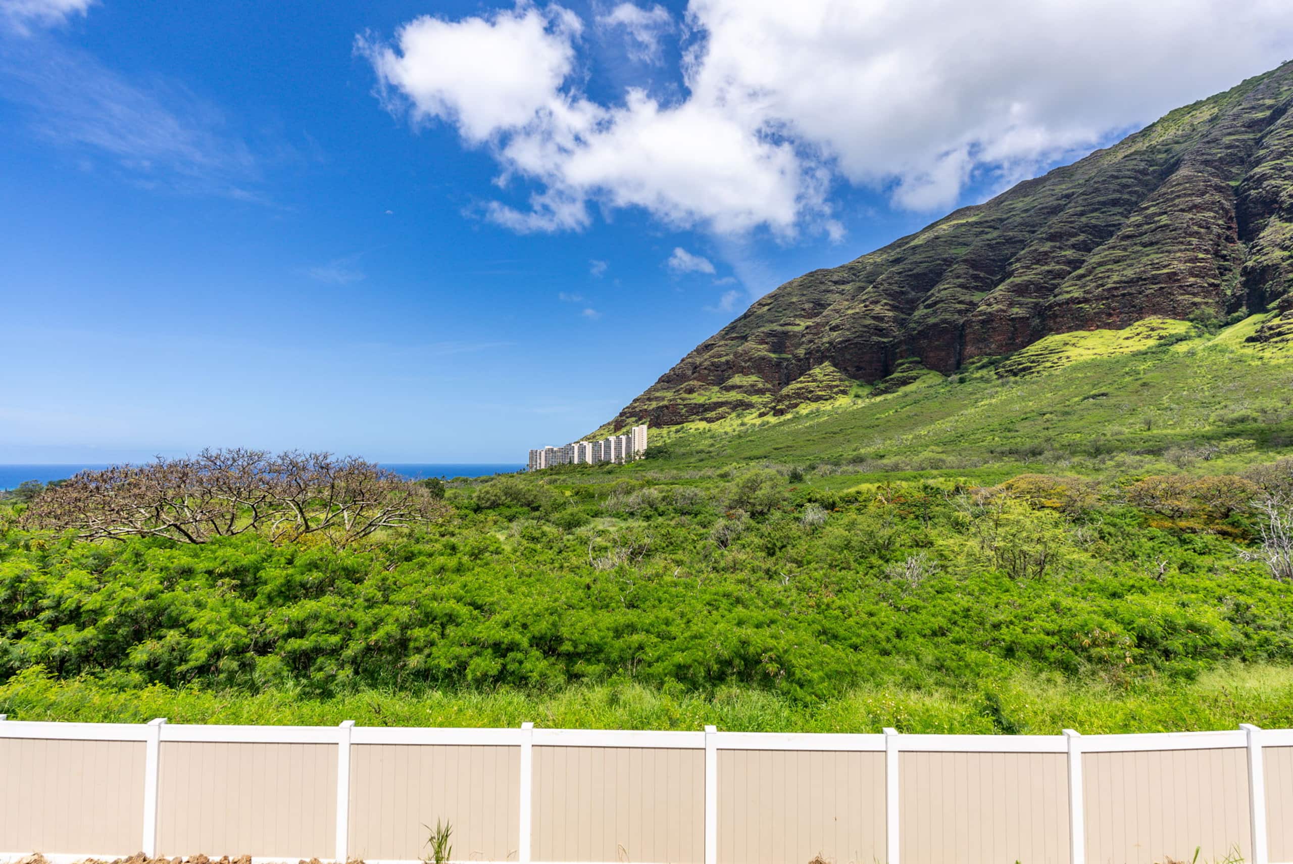 Home in Waianae · ★4.86 · 3 bedrooms · 5 beds · 2 private baths - Image 54