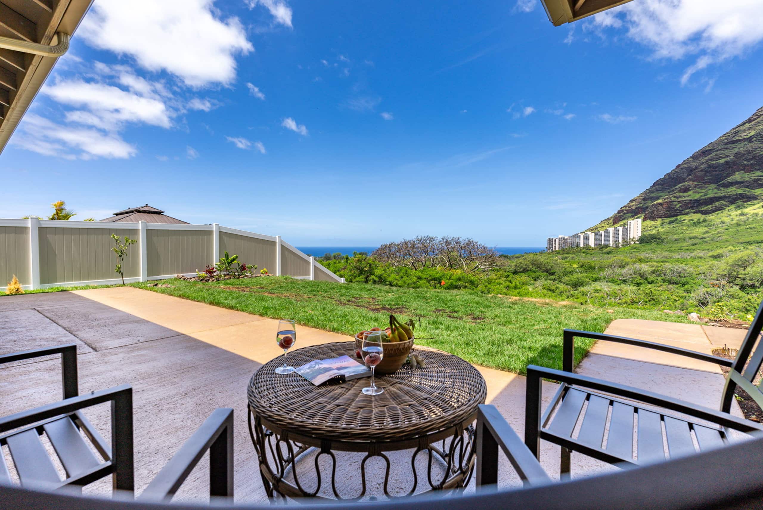 Home in Waianae · ★4.86 · 3 bedrooms · 5 beds · 2 private baths - Image 7