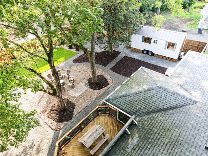 Magnolia Mini · Idyllic Tiny Home in Dtwn Norcross - Houses for
