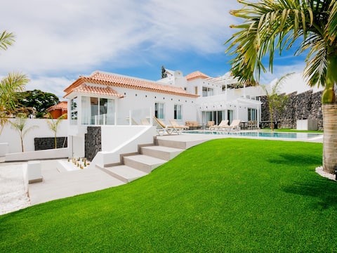 Luxury Villa your private haven with heated pool