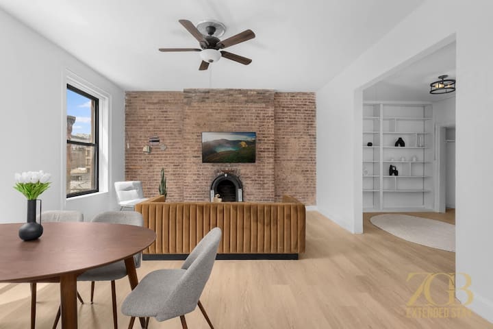 Sun Filled, Renovated 2BR Loft-like, Prime Chelsea