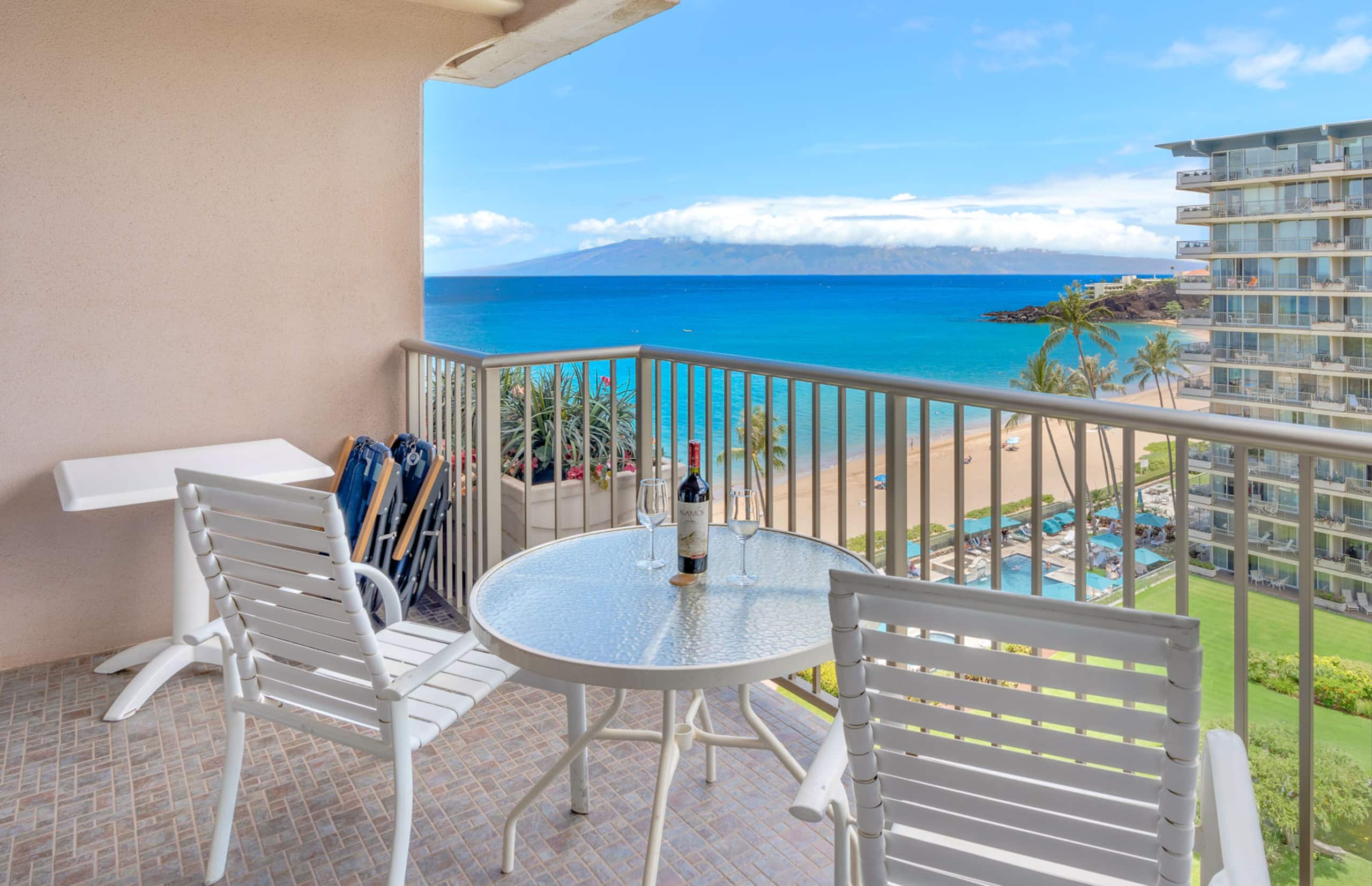 Condo in Lahaina · ★4.95 · Studio · 2 beds · 1 bath - Image 9