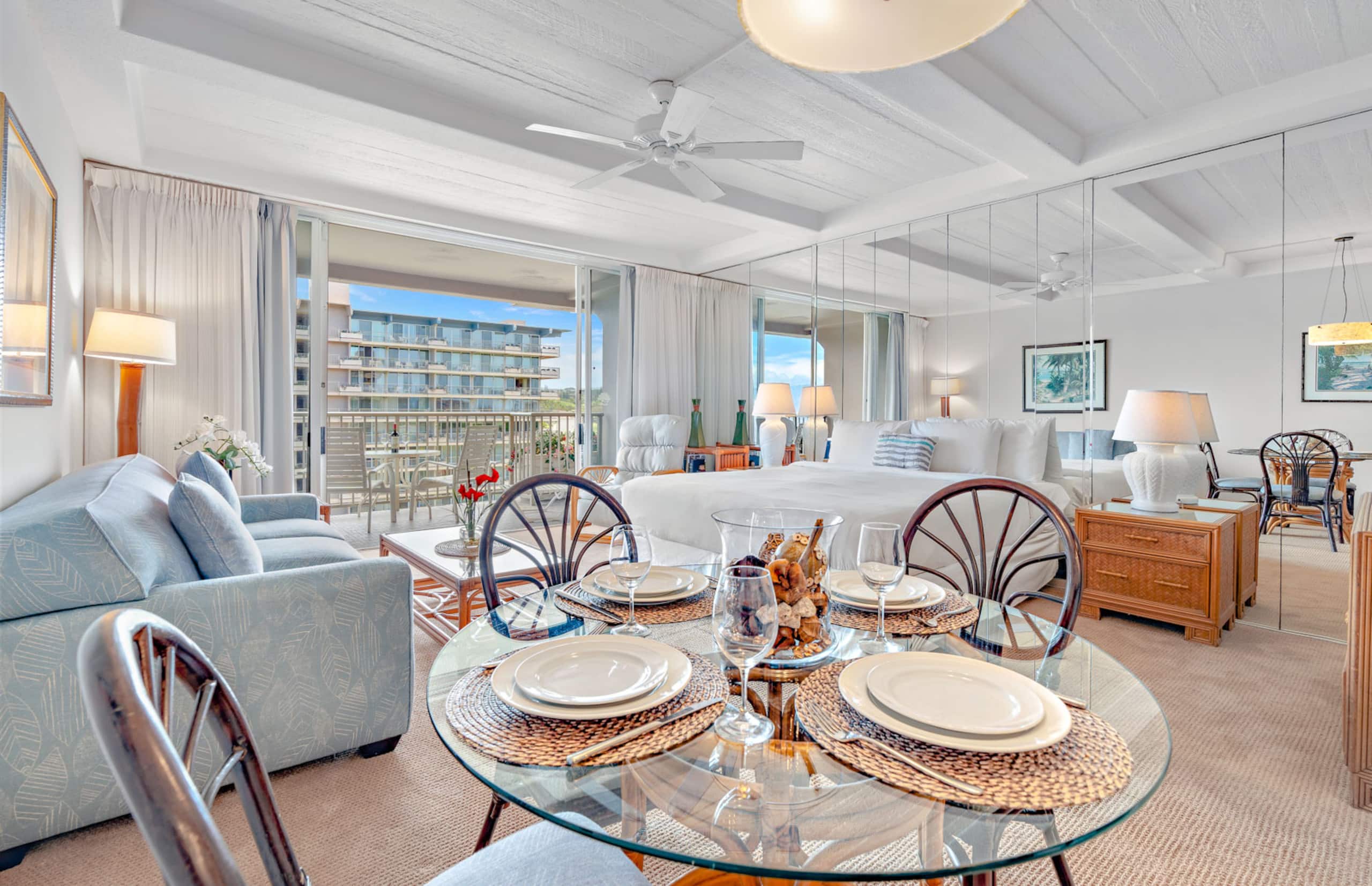 Condo in Lahaina · ★4.95 · Studio · 2 beds · 1 bath - Image 8