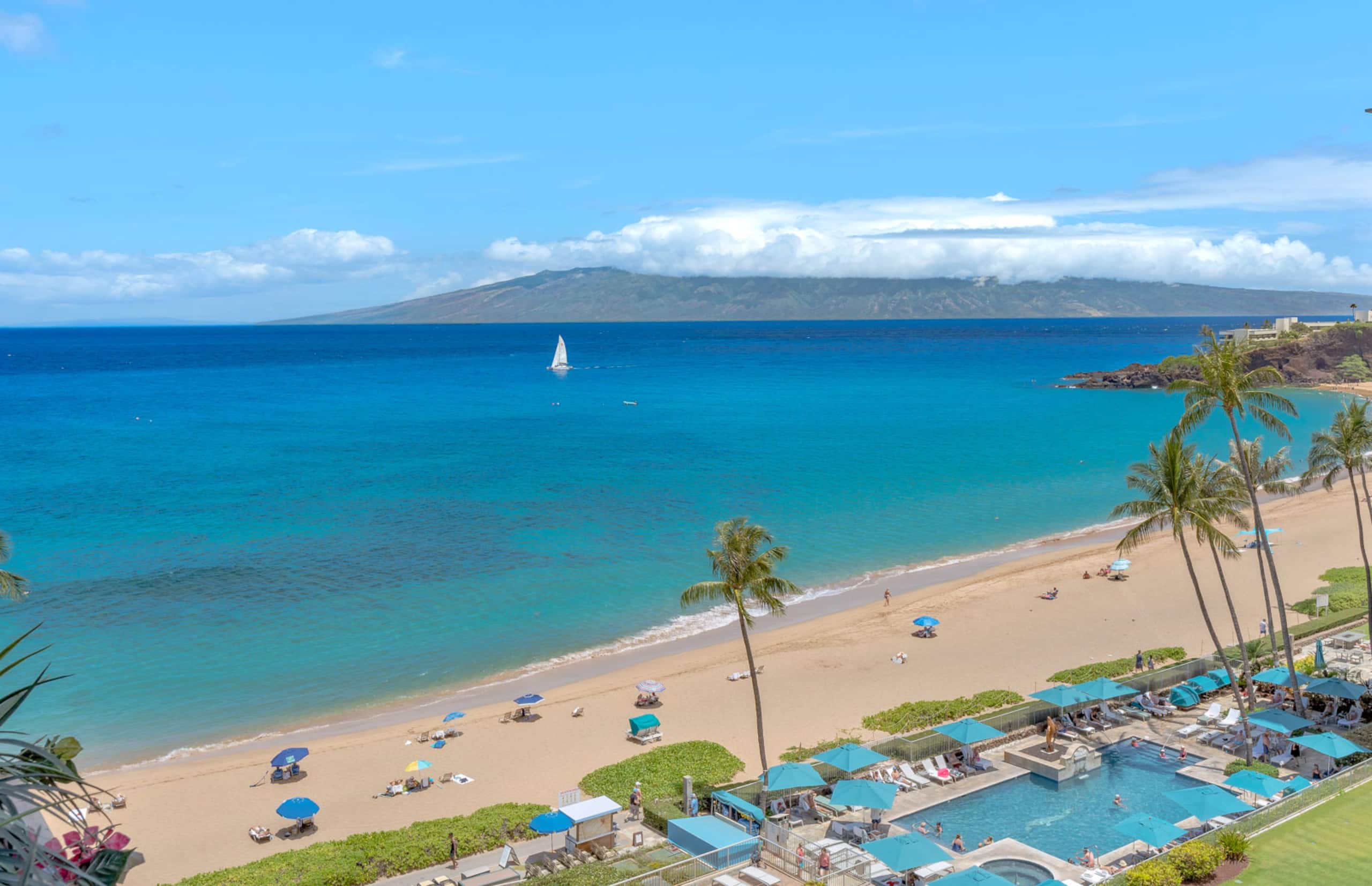 Condo in Lahaina · ★4.95 · Studio · 2 beds · 1 bath - Image 2