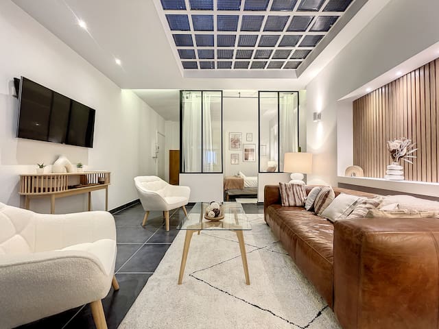 Nicolas And The Bnbhere Team managed Airbnb listing 2
