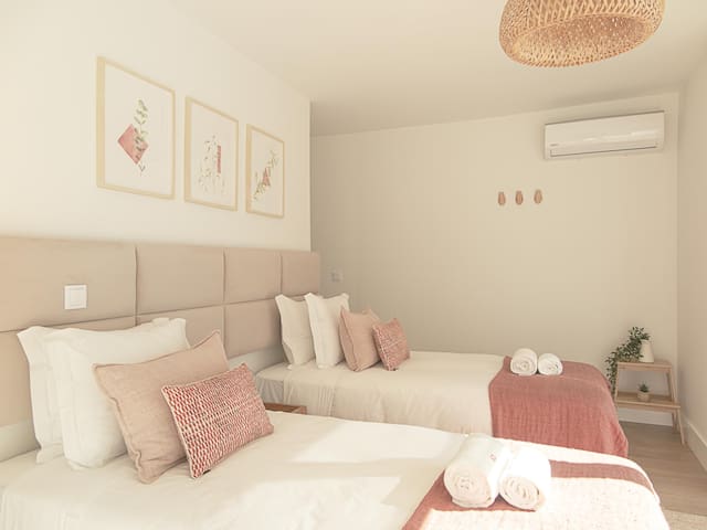 Liberdade Spacious Duplex with AC