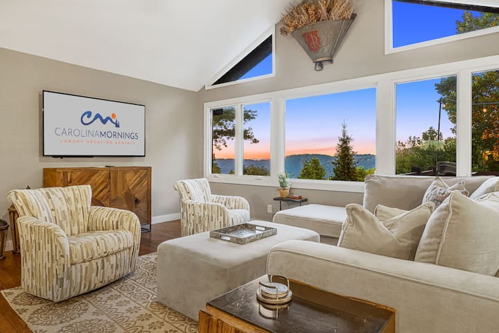 Pet-Friendly Luxe + Biltmore Pass (Near AVL)