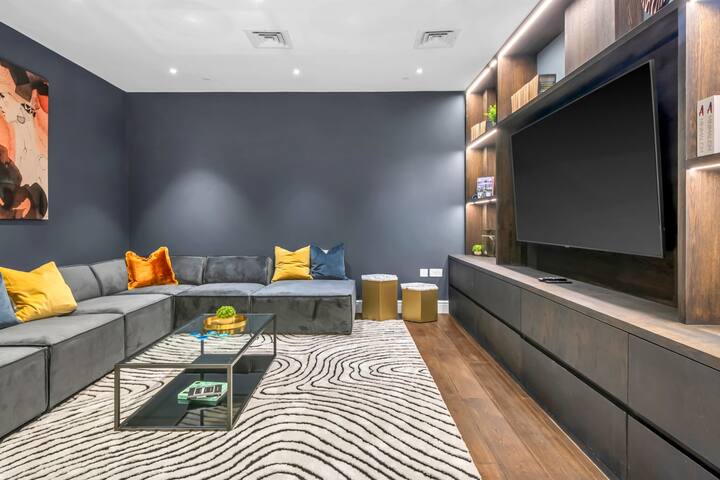 Incredible Modern Mews House in Hyde Park gallery image 3