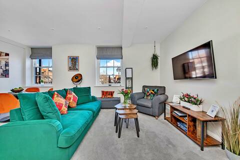 Finest Retreats | Market View Ripon