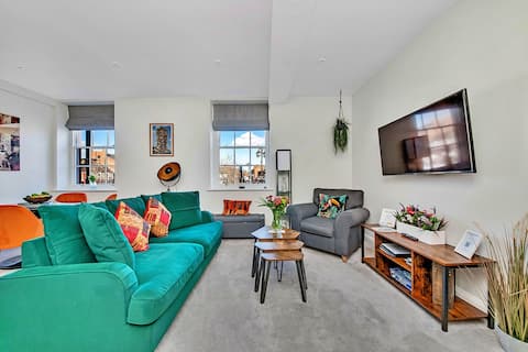 Finest Retreats | Market View Ripon