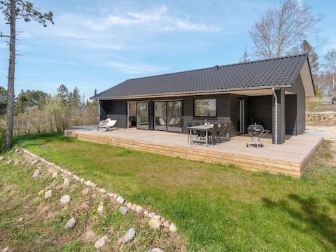 "Haley" - 150m from the sea by Interhome