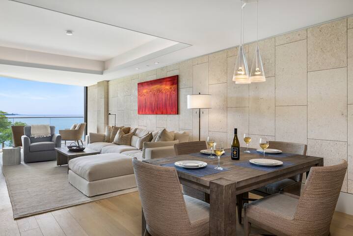 Stunning Oceanfront Penthouse – Steps from Beach gallery image 4