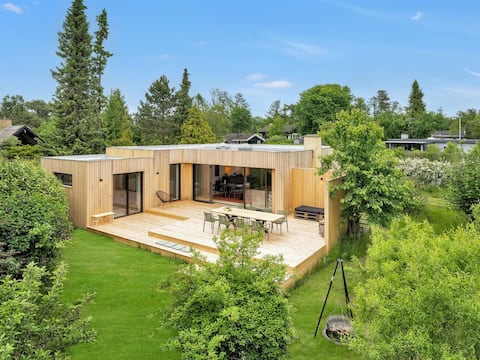 "Matti" - 1km from the sea by Interhome