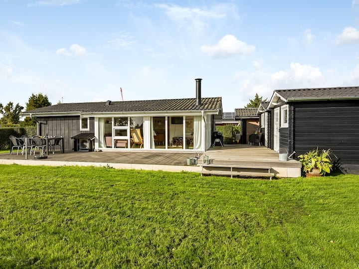 "Florina" - 700m From The Sea By Interhome - Denmark