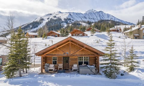 Derringer Retreat | Slopeside Ski-in/Ski-out,