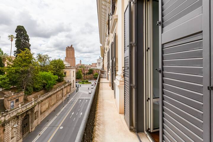 BMGA | Luxury 3Bdr Apt with Stunning View gallery image 4