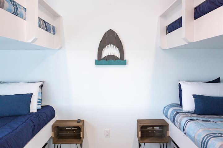 Bunk room sleeps four kids or adults comfortably.