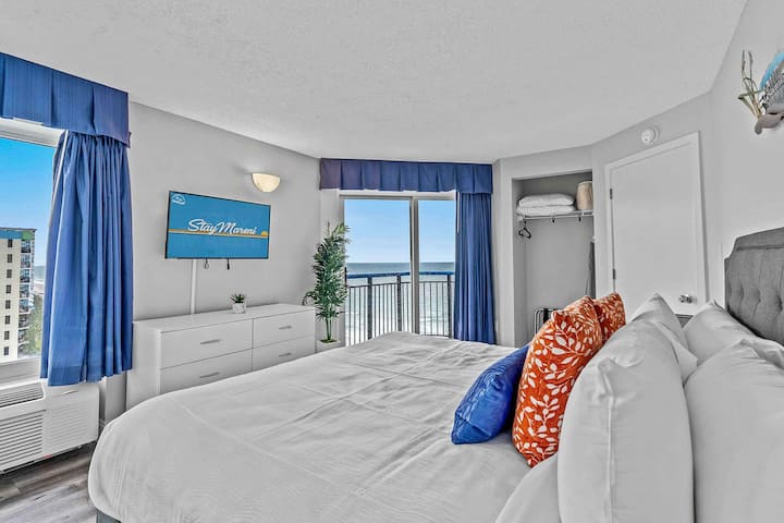 Deja View By Staymareni - Double Oceanfront Suite - Myrtle Beach