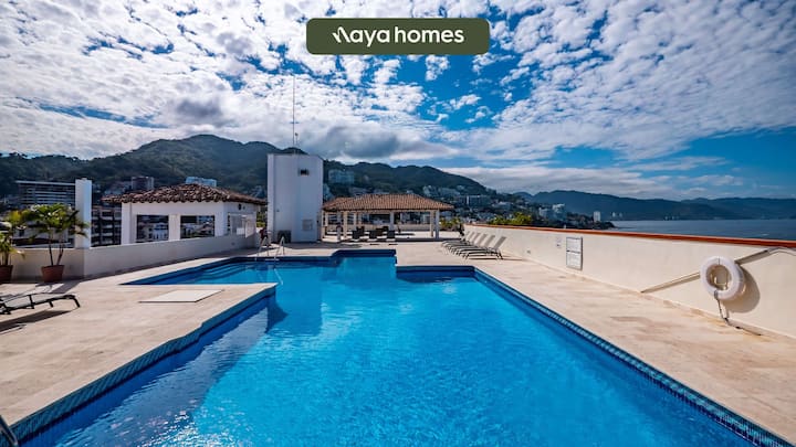 Beach Front Building 2br Condo-balcony-beach-pool - Puerto Vallarta
