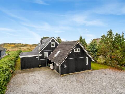 "Hejdie" - 150m from the sea by Interhome